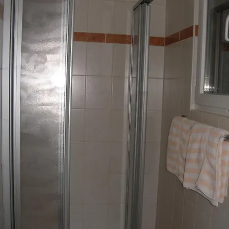 Haus Waldfrieden, Meinecardplus Inklusive Casa de hóspedes