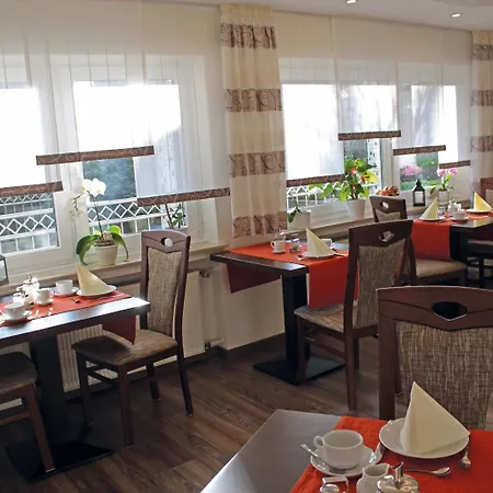 Haus Waldfrieden, Meinecardplus Inklusive Гостьовий будинок 3*