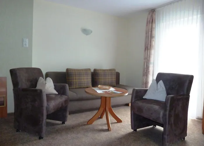 Haus Waldfrieden, Meinecardplus Inklusive 게스트하우스 빌링겐